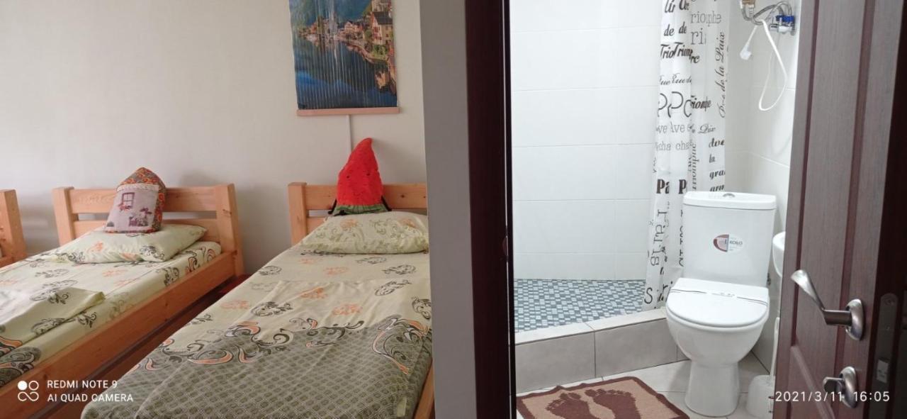 Avino Apart - Hostel Lviv Kültér fotó