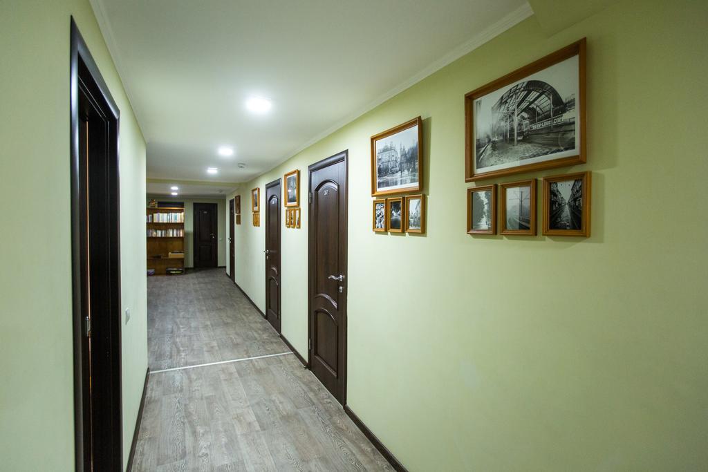 Avino Apart - Hostel Lviv Kültér fotó