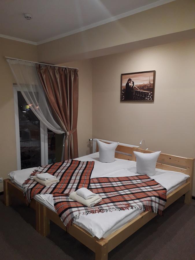 Avino Apart - Hostel Lviv Kültér fotó