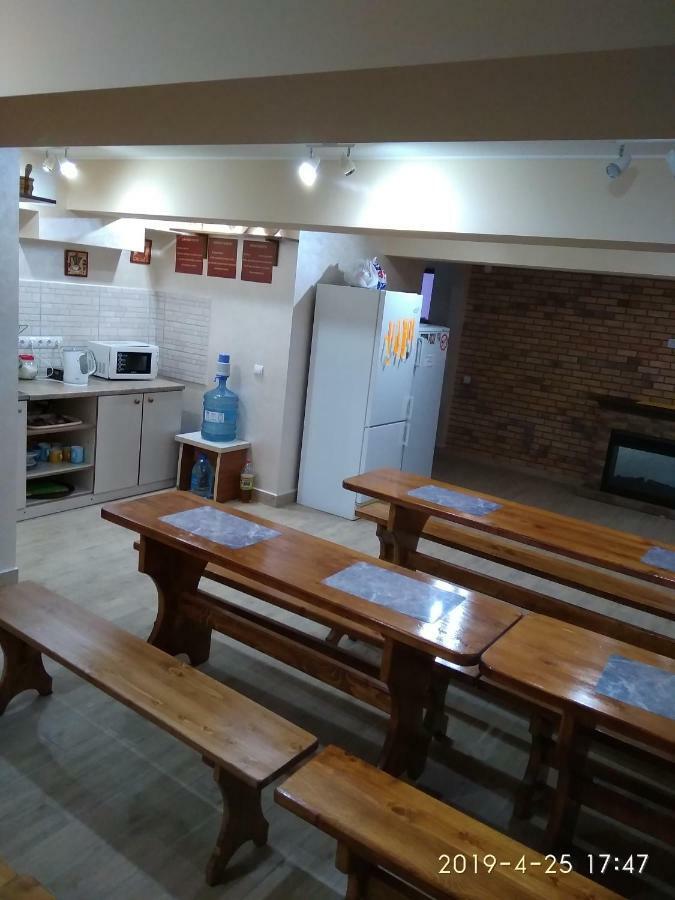 Avino Apart - Hostel Lviv Kültér fotó